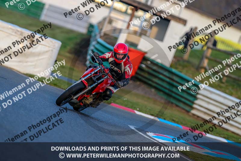 PJM Wedding Photography;enduro digital images;event digital images;eventdigitalimages;mallory park;mallory park photographs;mallory park trackday;mallory park trackday photographs;no limits trackdays;peter wileman photography;racing digital images;trackday digital images;trackday photos
